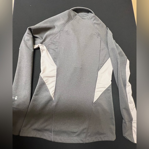 COLLEGE FOOTBALL HALL OF FAME UNDER ARMOUR GRAY LIGHTWEIGHT JACKET.  SIZE SMALL. - Picture 2 of 9